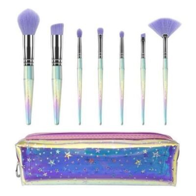 Set de 7 Brochas de KLEANCOLOR con cosmetiqera