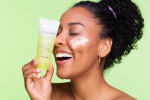 JABON EN GEL DE LIMPIEZA FACIAL PROTECCIÓN URBANA RUBY SKIN - Imagen 4