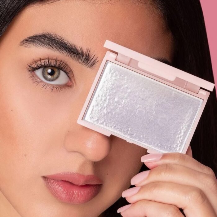 Jabon para cejas de BEAUTY CREATIONS - Imagen 1