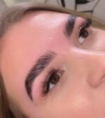 Jabon para cejas de BEAUTY CREATIONS - Imagen 2