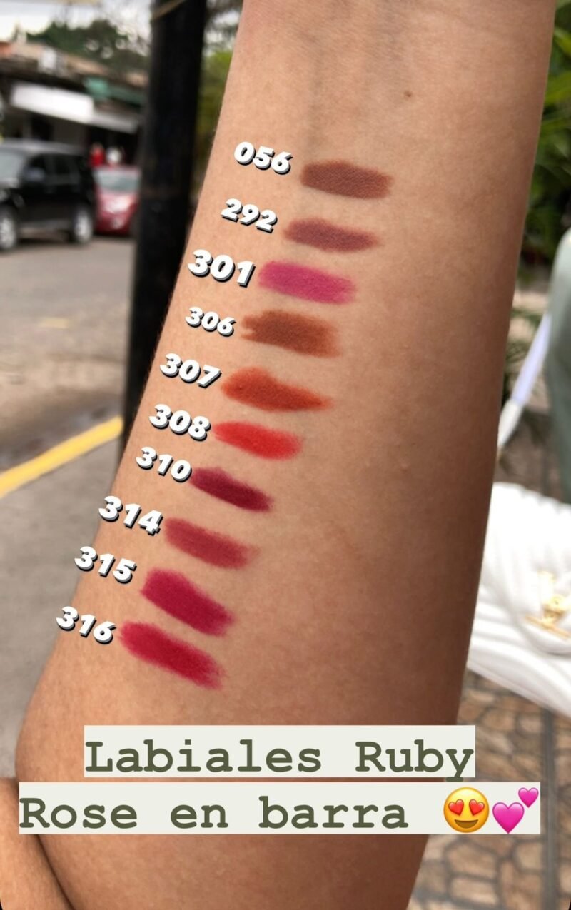 Labial en barra de Ruby Rose MATTE - Imagen 2