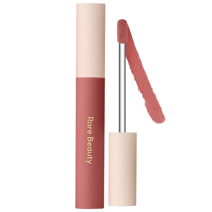 Labial Mate de Rare Beauty by Selena Gomez
Lip Soufflé Matte Cream Lipstick