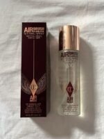 Fijador de maquillaje Charlotte Tilbury AIRBRUSH FLAWLESS SETTING SPRAY 100 ml - Imagen 5