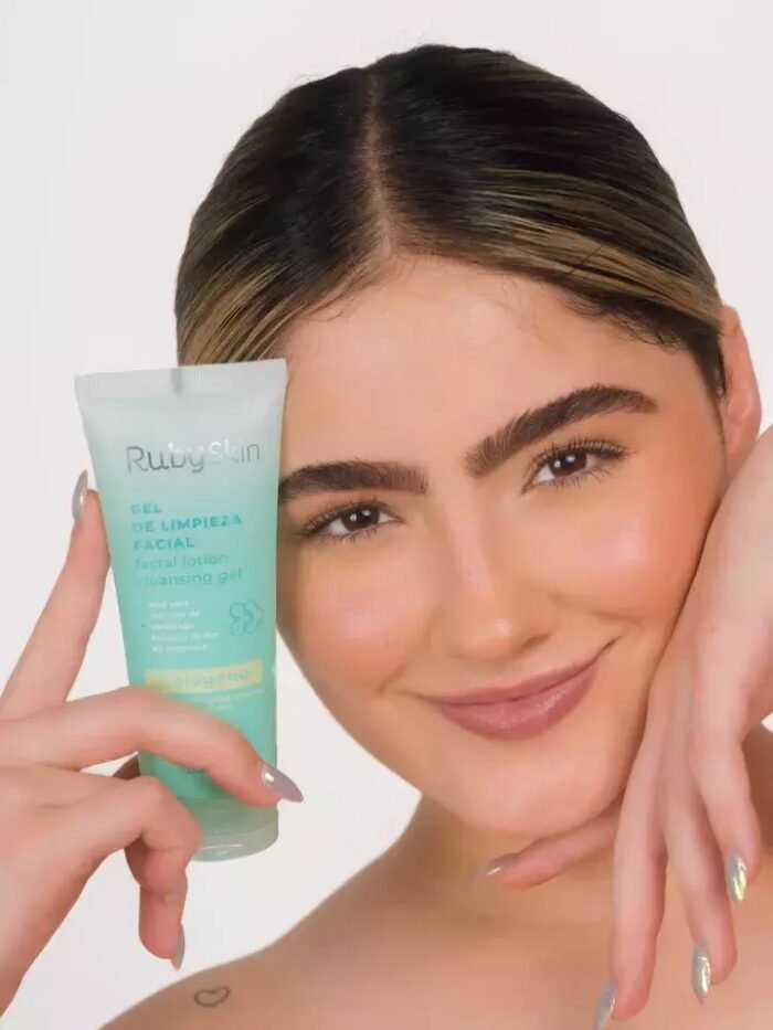 Gel de Limpieza Facial RUBY ROSE - Imagen 2