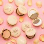 POLVO COMPACTO AMOR US BEIGE TWO WAYS - Imagen 2