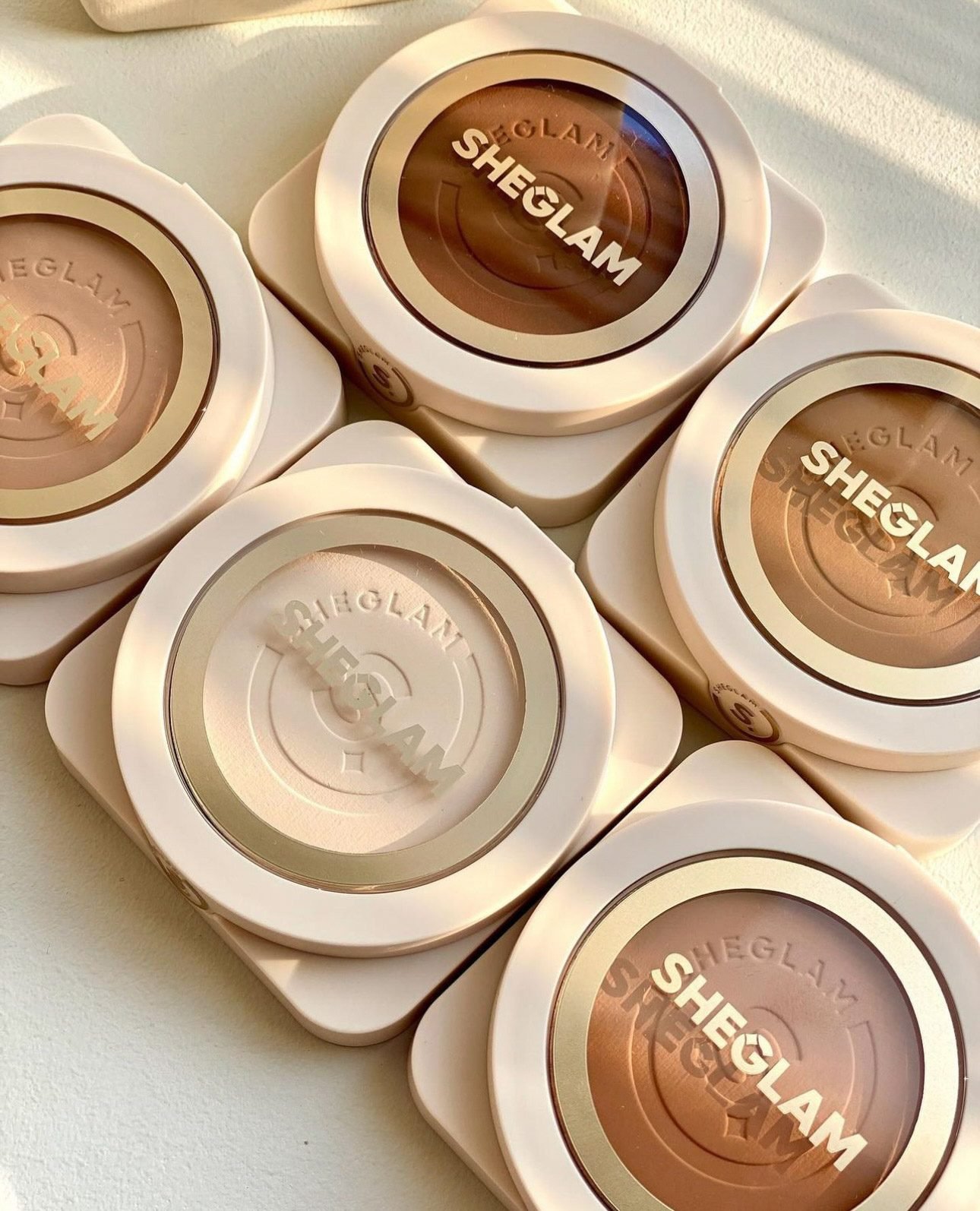 Polvos Compactos de Sheglam /shein