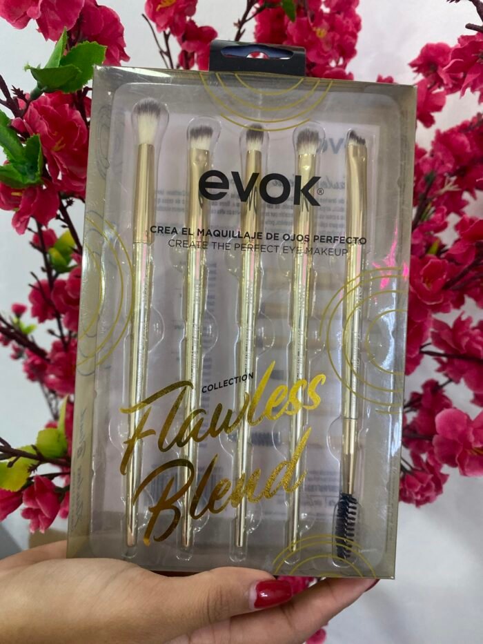 Brochas para ojos Evok, Flawless Blend - Imagen 1