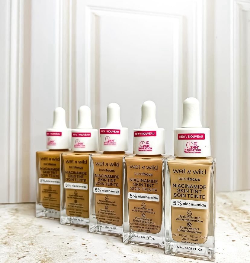 Base BARE FOCUS NIACINAMIDE SKIN TINT