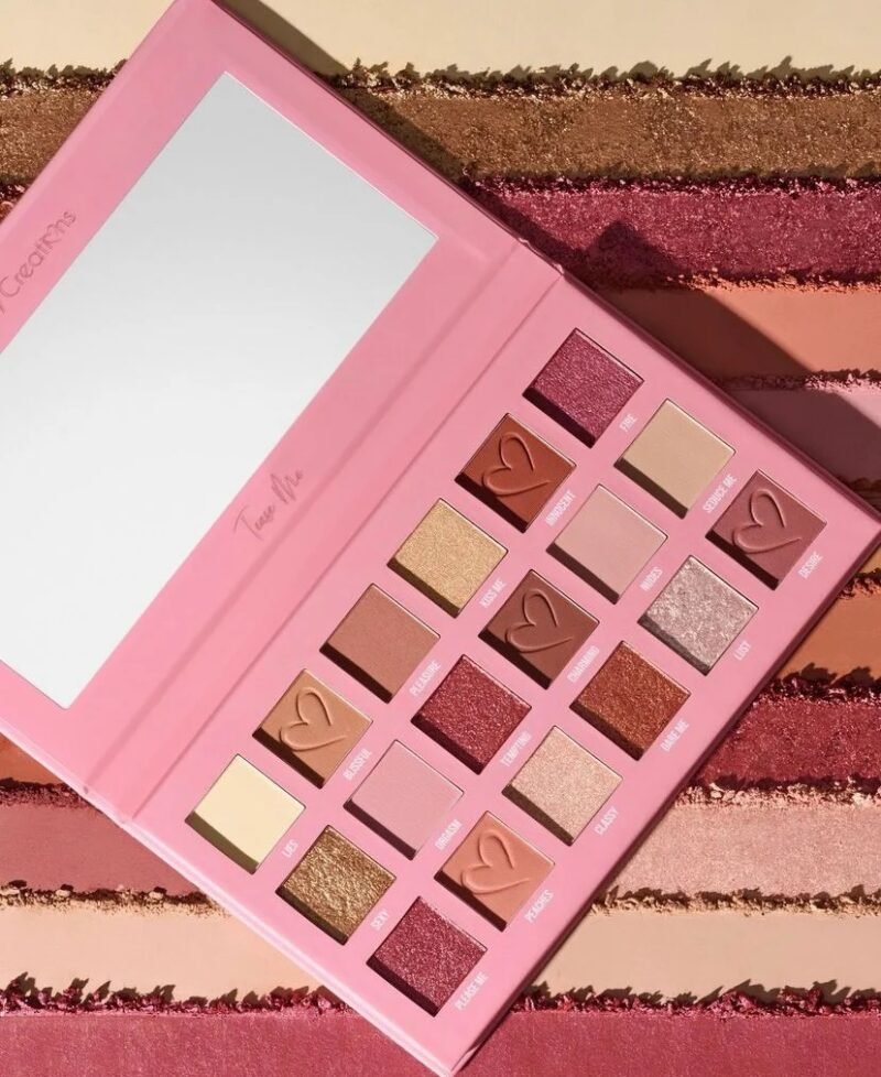 Paleta de sombras Teseme nueva Versión Beauty Creations