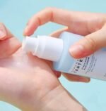 SKIN1004 Madagascar Centella Hyalu-Cica Blue Serum 50ml - Imagen 2