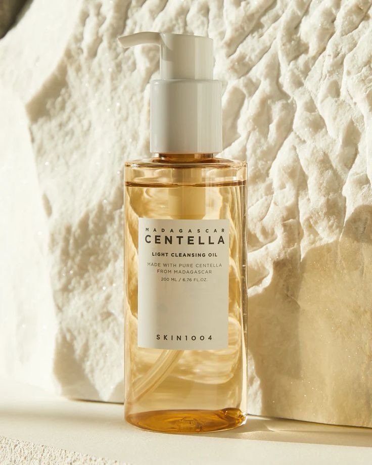 SKIN1004 Madagascar Centella Light Cleansing Oil 200ml