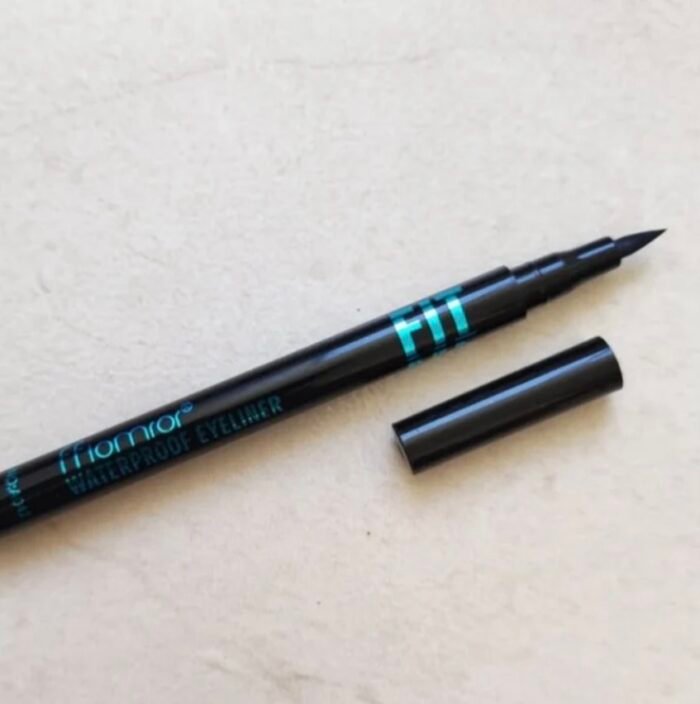FFLOMROR EYELINER  WATERPROOF (delineador de ojos ) - Imagen 1
