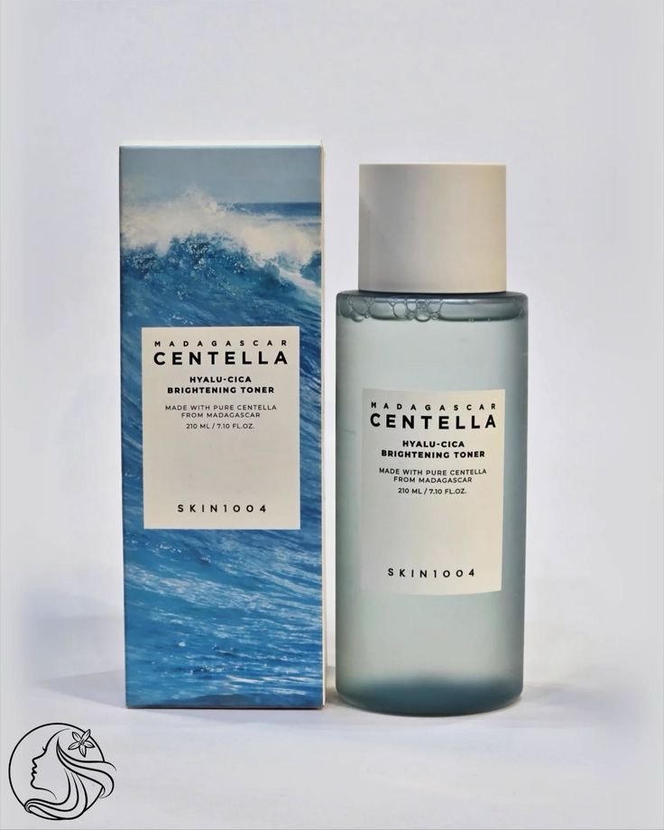 img_4490 HYALU-CICA BRIGHTENING TÓNER CENTELLA 210ml - Imagen 1