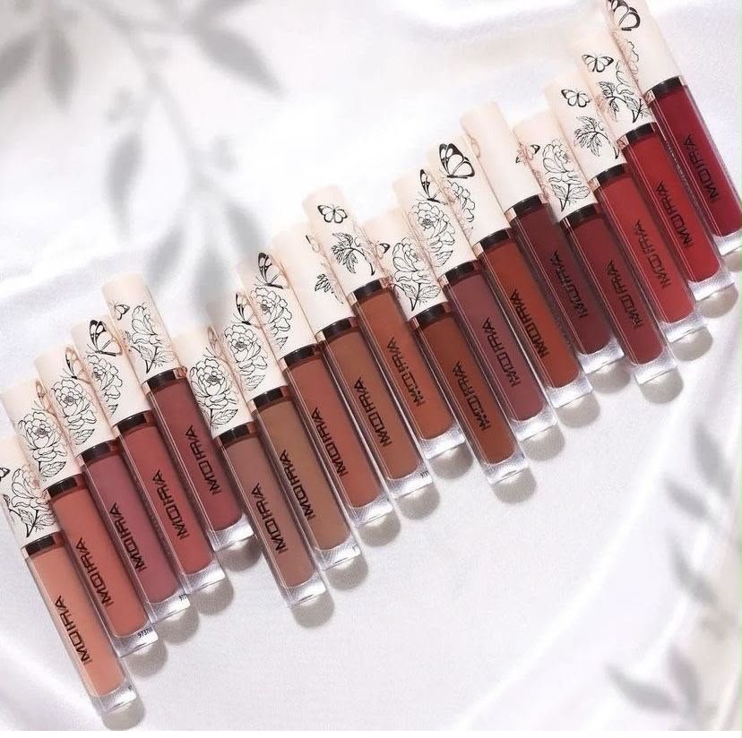 33f75295-d279-46f0-af1d-aa63c6a18684 MOIRA Lip Divine Waterproof Matte Lipstick - Imagen 1
